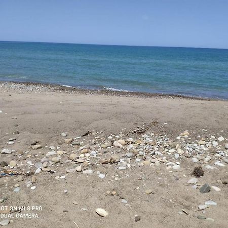 Sul Mare Con Spiaggetta Privata Vicino A Cefalu. Apartment Buonfornello Exterior photo