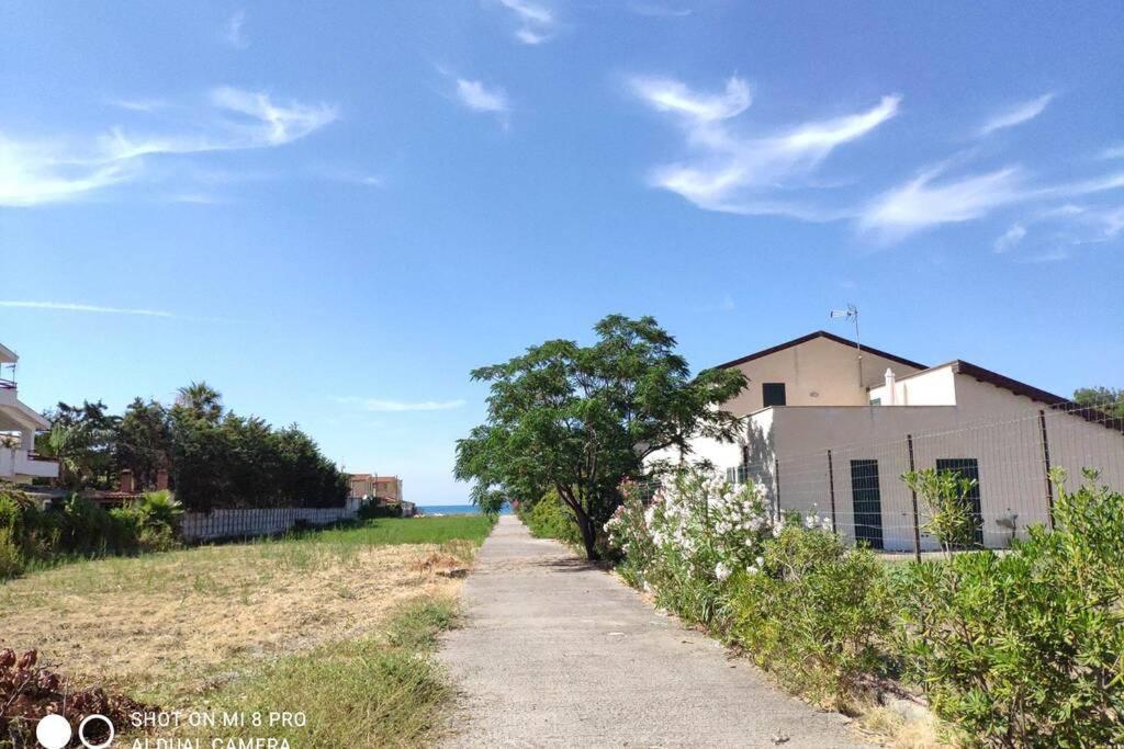 Sul Mare Con Spiaggetta Privata Vicino A Cefalu. Apartment Buonfornello Exterior photo